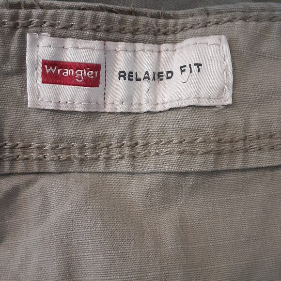 Wrangler Cargo Shorts Mens Size 40 Brown Stretch Outdoor Tactical Ripstop - Picture 5 of 11